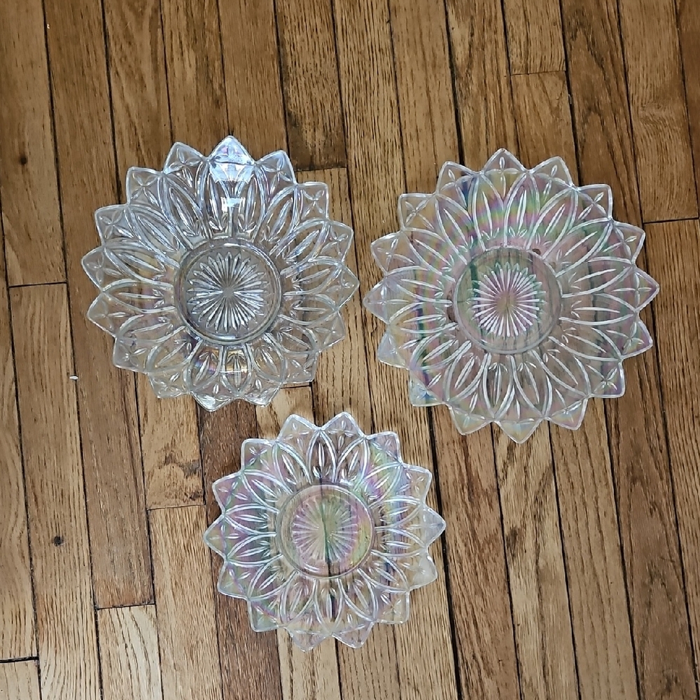 Vintage Irridescent Carnival Glass Plate Petal Design Clear